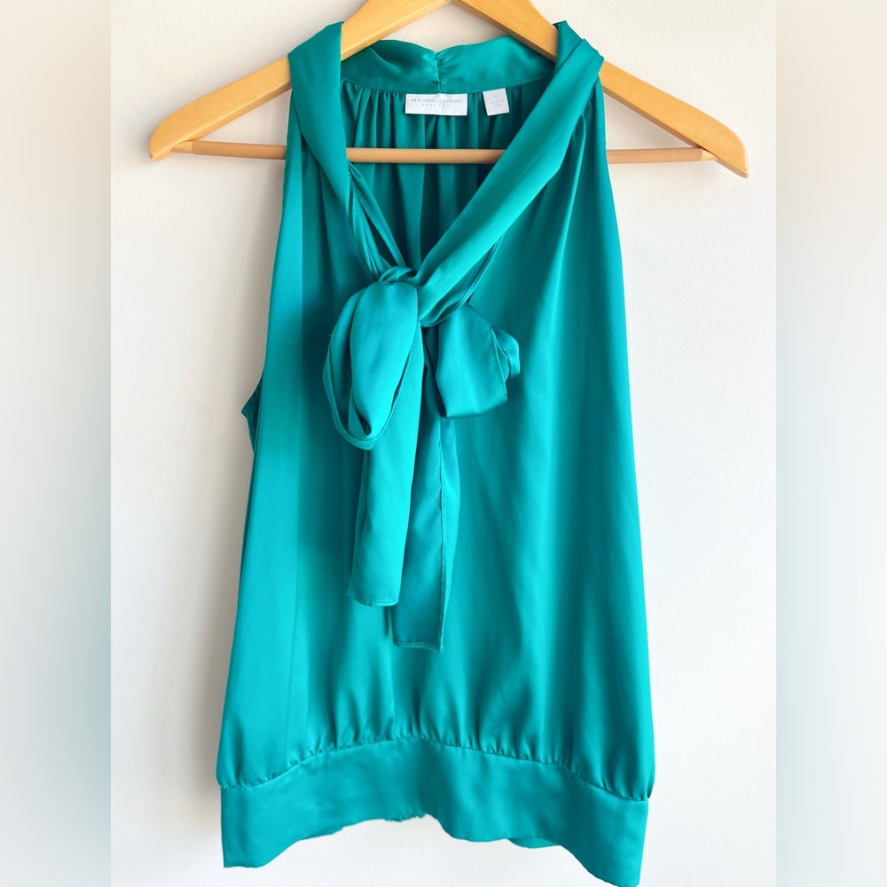 New York & Company Teal Sleeveless Top